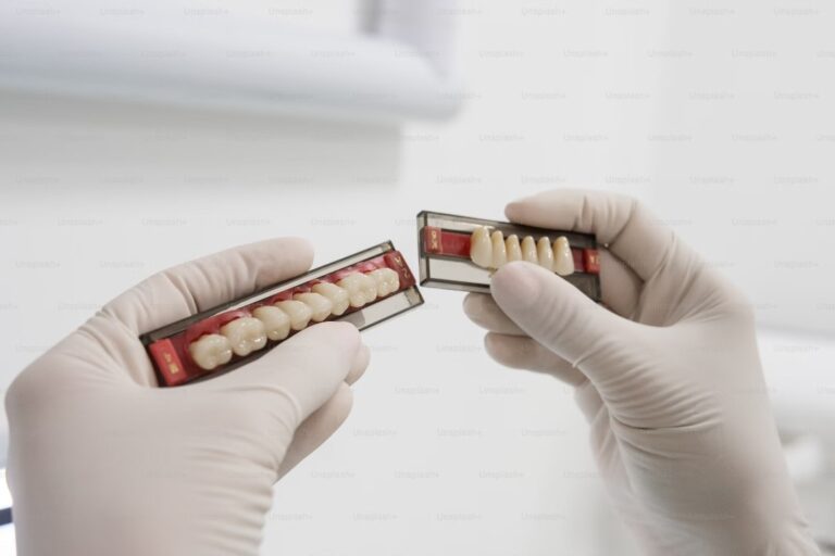 عيادة الدكتور رواد غسان سمحان لطب الأسنان