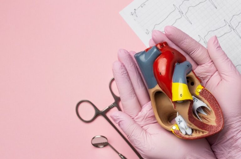 عيادة الدكتور أحمد الزواهرة لجراحة الكلى والمسالك البولية